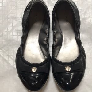 Tahari Gibson Black Leather Ballet Flats Bow